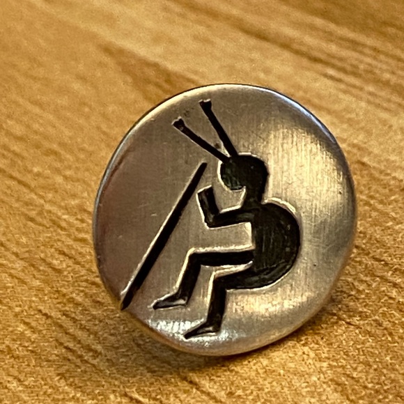 Cute round Hopi Indian Kokopelli flute dancer sterling silver stud earrings - Picture 1 of 8